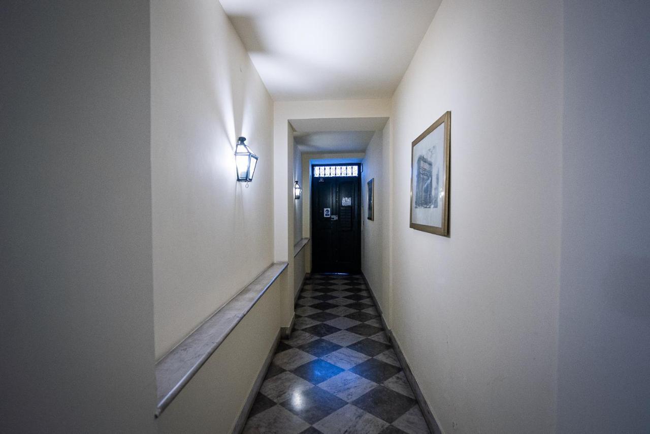 Appartamento Incantevole Nel Cuore Di Roma, Monti Экстерьер фото